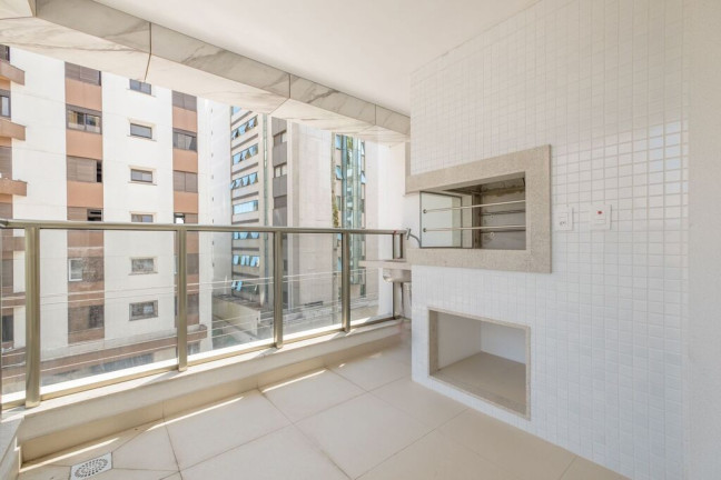Apartamento com 3 Quartos à Venda, 98 m² em Centro - Florianópolis