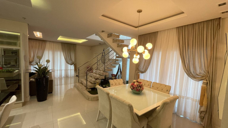 Imagem Casa com 3 Quartos à Venda, 280 m² em Centro - Barra Velha Imagem Casa com 3 Quartos à Venda, 280 m² em Centro - Barra Velha