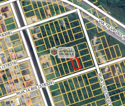Terreno à Venda, 360 m² em Carianos - Florianópolis