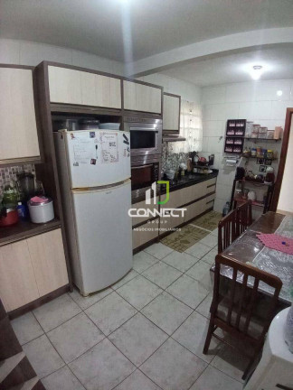 Imagem Casa com 6 Quartos à Venda, 310 m² em São Vicente - Itajaí Imagem Casa com 6 Quartos à Venda, 310 m² em São Vicente - Itajaí