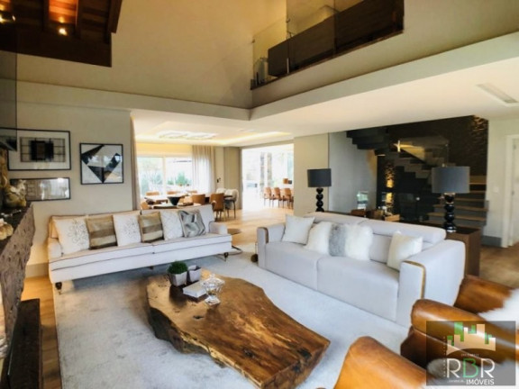 Imagem Casa com 5 Quartos à Venda, 567 m² em Gramado