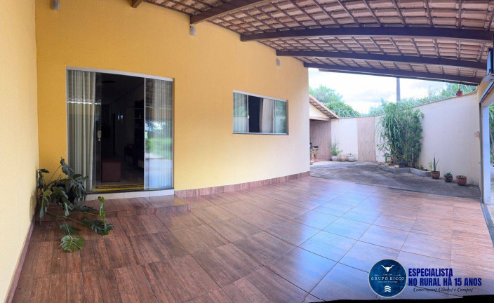 Casa com 3 Quartos à Venda, 225 m² em Parque Das Flores - Goiânia
