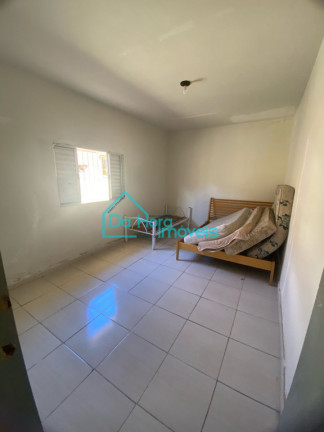 Imagem Casa com 1 Quarto à Venda, 55 m² em Vera Cruz - Mongaguá Imagem Casa com 1 Quarto à Venda, 55 m² em Vera Cruz - Mongaguá