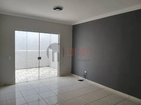 Imagem Casa com 3 Quartos à Venda, 175 m² em Wanel Ville - Sorocaba Imagem Casa com 3 Quartos à Venda, 175 m² em Wanel Ville - Sorocaba
