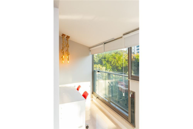 Imagem Apartamento com 3 Quartos à Venda, 165 m² em Santo Amaro - São Paulo Imagem Apartamento com 3 Quartos à Venda, 165 m² em Santo Amaro - São Paulo