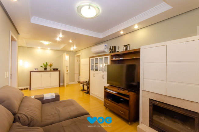 Imagem Imóvel com 3 Quartos à Venda, 105 m² em Rio Branco - Porto Alegre Imagem Imóvel com 3 Quartos à Venda, 105 m² em Rio Branco - Porto Alegre