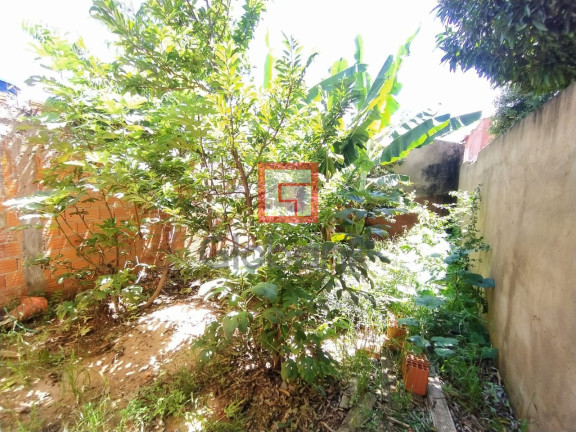 Imagem Casa com 2 Quartos à Venda,  em Village Do Lago I - Montes Claros