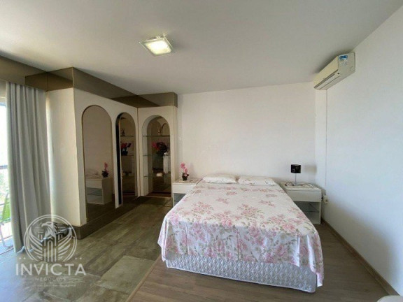 Imagem Apartamento com 3 Quartos à Venda, 230 m² em Centro - Balneário Camboriú Imagem Apartamento com 3 Quartos à Venda, 230 m² em Centro - Balneário Camboriú