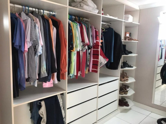 Imagem Casa com 4 Quartos à Venda, 436 m² em Glória - Macaé Imagem Casa com 4 Quartos à Venda, 436 m² em Glória - Macaé