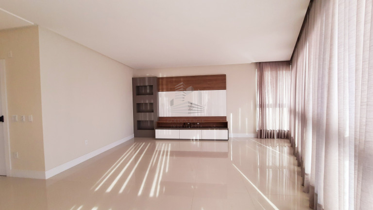 Imagem Apartamento com 4 Quartos à Venda, 165 m² em Fazenda - Itajaí
