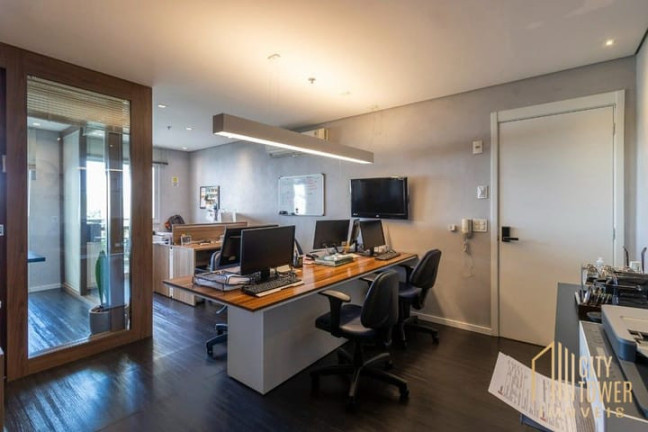 Sala Comercial à Venda, 42 m² em Cidade Monções - São Paulo