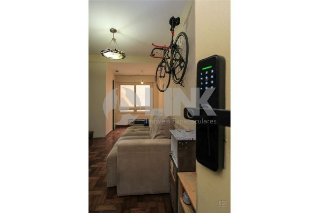 Imagem Apartamento com 1 Quarto à Venda, 75 m² em Farroupilha - Porto Alegre Imagem Apartamento com 1 Quarto à Venda, 75 m² em Farroupilha - Porto Alegre