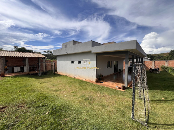 Imóvel com 3 Quartos à Venda, 200 m² em área Rural De Patos De Minas - Patos De Minas