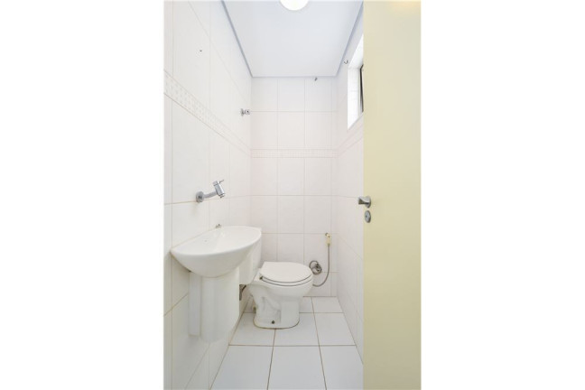 Imagem Imóvel com 3 Quartos à Venda,  em Moema - São Paulo