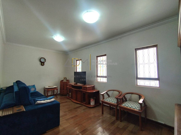 Imagem Casa com 3 Quartos à Venda, 409 m² em Bairro Alto - Botucatu