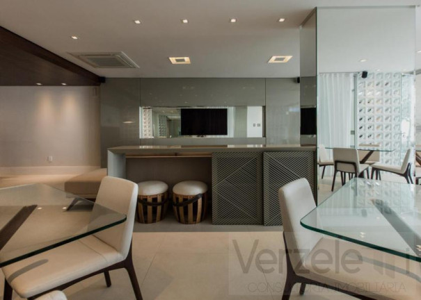 Imagem Apartamento com 3 Quartos à Venda, 110 m² em Centro - Balneário Camboriú Imagem Apartamento com 3 Quartos à Venda, 110 m² em Centro - Balneário Camboriú