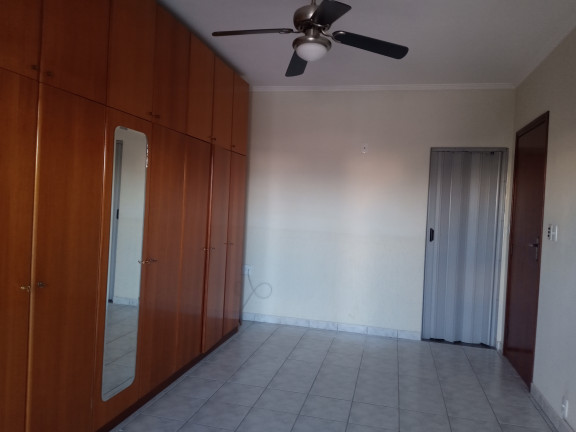Imagem Casa com 3 Quartos à Venda, 200 m² em Vila Carvalho - Sorocaba Imagem Casa com 3 Quartos à Venda, 200 m² em Vila Carvalho - Sorocaba