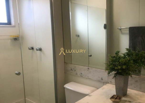 Imagem Imóvel com 4 Quartos à Venda, 220 m² em Belvedere - Belo Horizonte