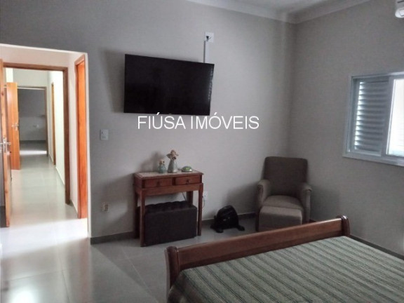 Imagem Casa com 3 Quartos à Venda, em Avenida Prefeito Newton Reis - Jardinópolis Imagem Casa com 3 Quartos à Venda, em Avenida Prefeito Newton Reis - Jardinópolis