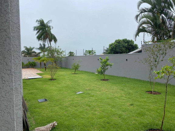 Imagem Sobrado com 3 Quartos à Venda, 841 m² em Jardim Portal Das Flores - Arapongas