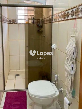 Imagem Casa com 4 Quartos para Alugar, em Jardim García - Campinas Imagem Casa com 4 Quartos para Alugar, em Jardim García - Campinas