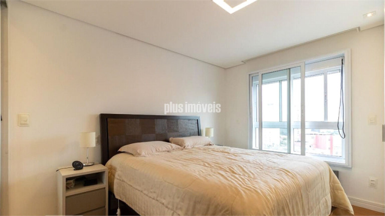 Imagem Apartamento com 3 Quartos à Venda, 134 m² em Aclimação - São Paulo Imagem Apartamento com 3 Quartos à Venda, 134 m² em Aclimação - São Paulo