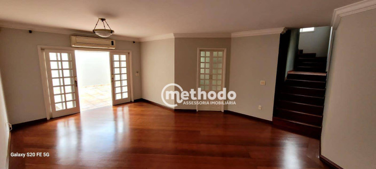 Casa com 3 Quartos à Venda, 214 m² em Nova Campinas - Campinas