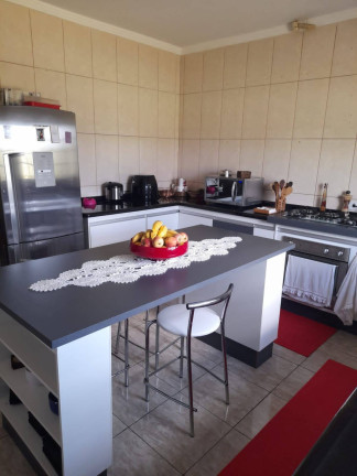 Imagem Casa de Condomínio com 4 Quartos à Venda, 1 m² em Parque Arco Iris - Atibaia