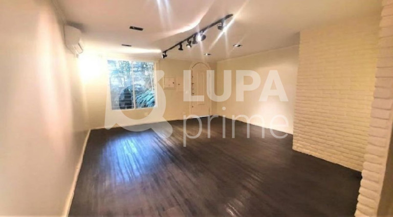 Casa com 2 Quartos para Alugar, 113 m² em Higienópolis - São Paulo