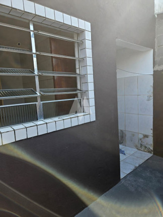 Imagem Casa com 2 Quartos à Venda, 75 m² em Saboó - Santos