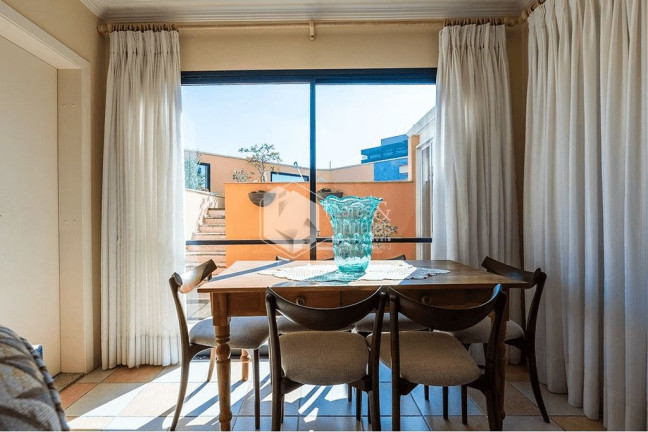 Imagem Imóvel com 3 Quartos à Venda, 187 m² em Indianópolis - São Paulo Imagem Imóvel com 3 Quartos à Venda, 187 m² em Indianópolis - São Paulo
