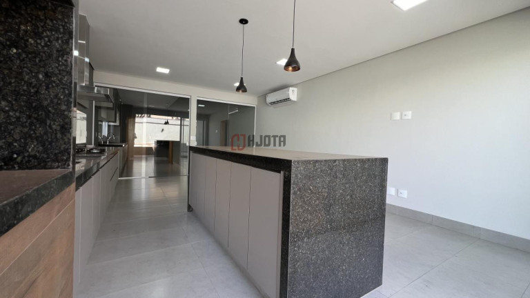 Imagem Casa de Condomínio com 3 Quartos à Venda, 226 m² em Cond Jardim Botânico - Bady Bassitt Imagem Casa de Condomínio com 3 Quartos à Venda, 226 m² em Cond Jardim Botânico - Bady Bassitt
