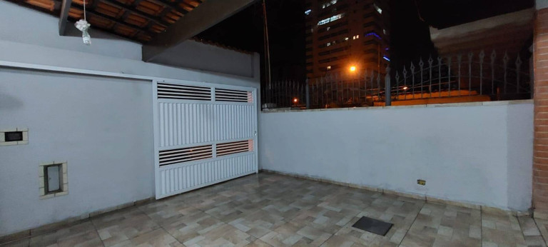 Imagem Casa com 3 Quartos à Venda, 125 m² em Canto Do Forte - Praia Grande Imagem Casa com 3 Quartos à Venda, 125 m² em Canto Do Forte - Praia Grande