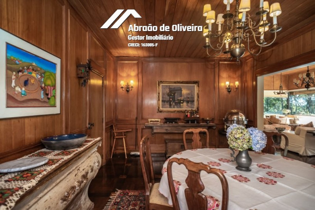 Imagem Casa com 4 Quartos à Venda, 1.199 m² em Toriba - Campos Do Jordão