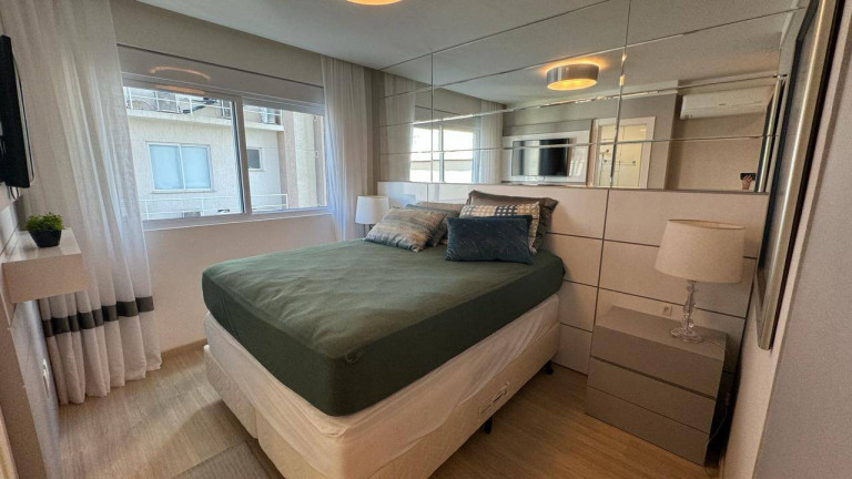 Imagem Apartamento com 4 Quartos à Venda, 185 m² em Meia Praia - Itapema Imagem Apartamento com 4 Quartos à Venda, 185 m² em Meia Praia - Itapema