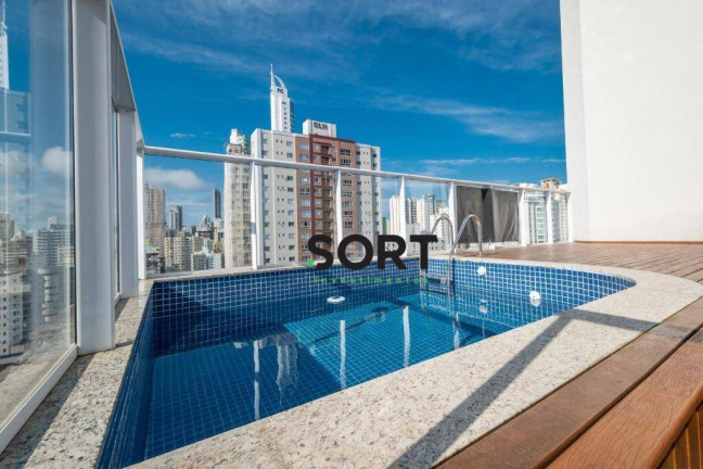 Imagem Cobertura com 4 Quartos à Venda, 240 m² em Centro - Balneário Camboriú
