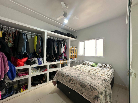 Imagem Casa com 3 Quartos à Venda, 145 m² em Vila Jardim Vitória - Goiânia