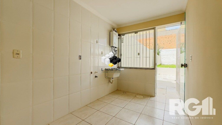 Imagem Casa com 4 Quartos à Venda, 282 m² em Chácara Das Pedras - Porto Alegre Imagem Casa com 4 Quartos à Venda, 282 m² em Chácara Das Pedras - Porto Alegre