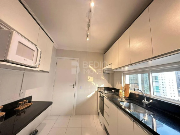 Imagem Apartamento com 3 Quartos à Venda, 110 m² em Centro - Balneário Camboriú