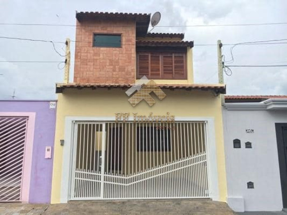 Sobrado com 3 Quartos à Venda, 125 m² em São Carlos