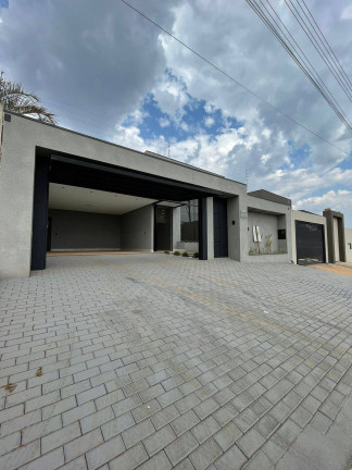 Imagem Casa com 3 Quartos à Venda, 328 m² em Turista Ii - Caldas Novas
