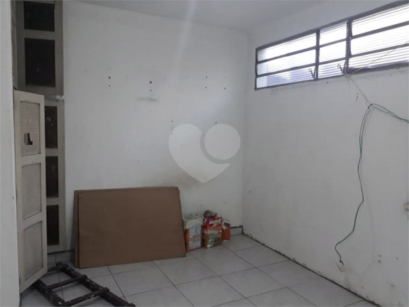 Imagem Casa com 2 Quartos para Alugar ou Temporada, 122 m² em Jundiaí