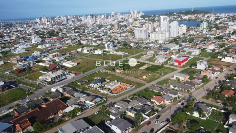 Imagem Casa com 2 Quartos à Venda, 68 m² em Morada Das Palmeiras - Torres