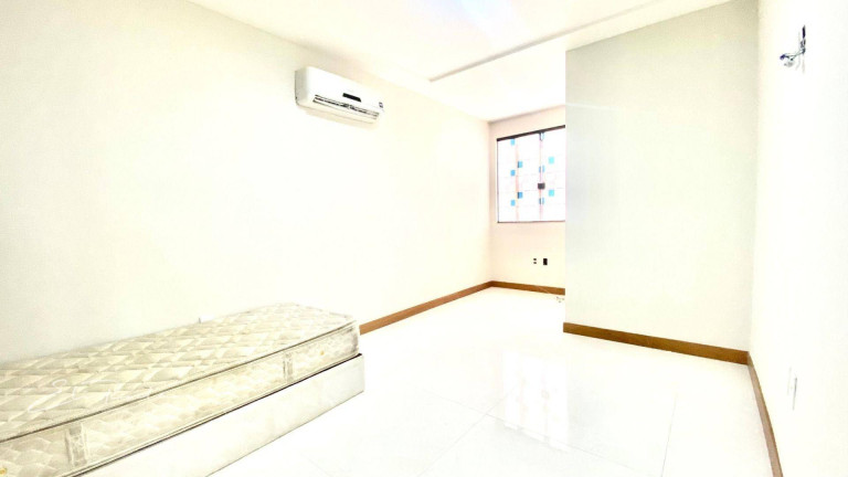 Imagem Apartamento com 3 Quartos para Alugar, 170 m² em Marista - Colatina