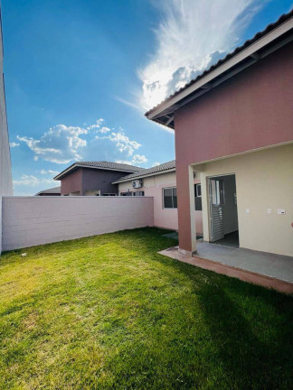 Imagem Casa de Condomínio com 2 Quartos à Venda, 60 m² em Petrópolis - Várzea Grande