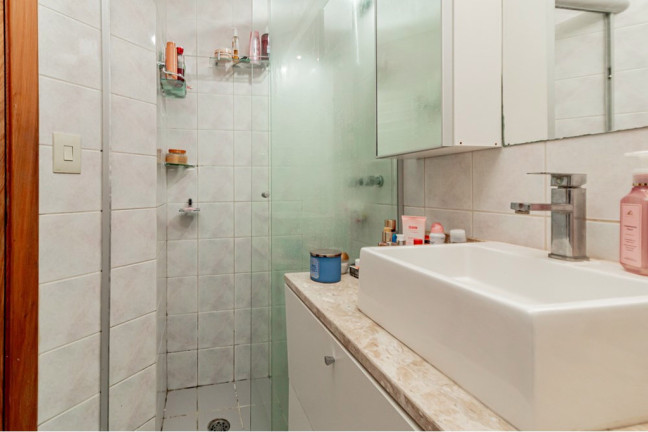 Imagem Apartamento com 2 Quartos à Venda, 64 m² em Menino Deus - Porto Alegre