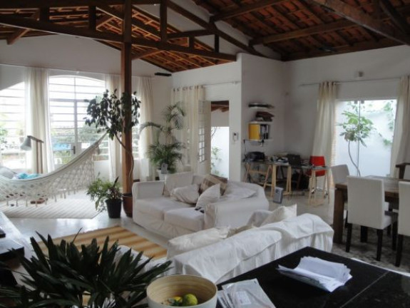 Casa com 3 Quartos à Venda, 220 m² em Vila Mariana - São Paulo