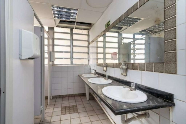 Imagem Sala Comercial para Alugar, 800 m² em Centro Histórico - Porto Alegre