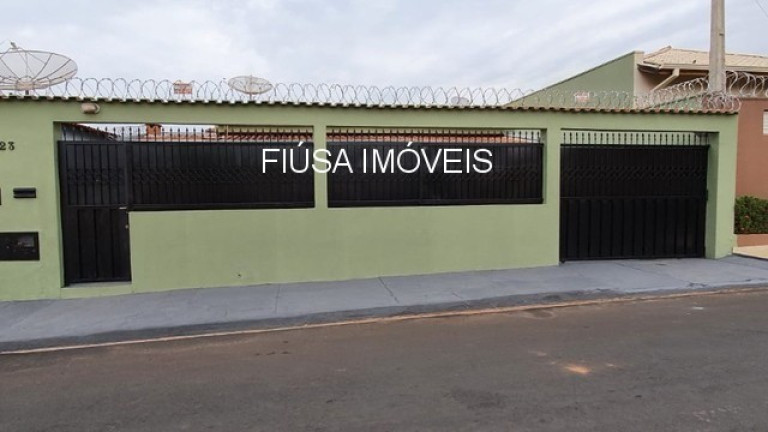 Imagem Casa com 2 Quartos à Venda,  em Centro - Rifaina