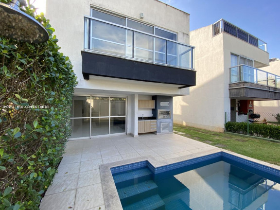 Imagem Casa com 3 Quartos à Venda, 268 m² em Rio De Janeiro Imagem Casa com 3 Quartos à Venda, 268 m² em Rio De Janeiro